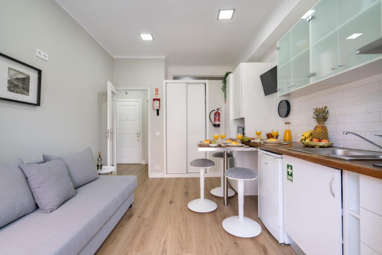 Host Wise - Modern Flats With Stunning Terrace Or Balcony - Central Location Порту Екстер'єр фото